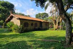 Casa  venda  em Ilhabela/SP - Borrifos REF:1026