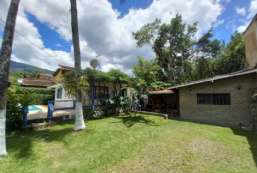 Casa  venda  em Ilhabela/SP - Borrifos REF:804