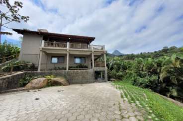 Casa em Ilhabela/SP  Borrifos REF: 1026