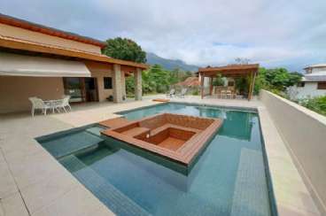 Casa em Ilhabela/SP  Feiticeira REF: 1037