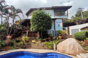 Casa em Ilhabela/SP  So Pedro REF: 830